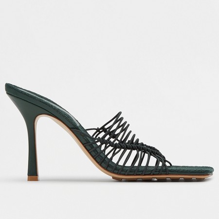 Bottega Veneta Stretch Sandals In Green Elasticized Raffia