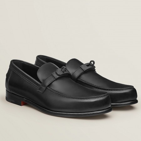 Hermes Men's Destin Loafers In Black Calfskin