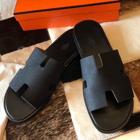 Hermes Men's Izmir Sandals In Black Clemence Leather