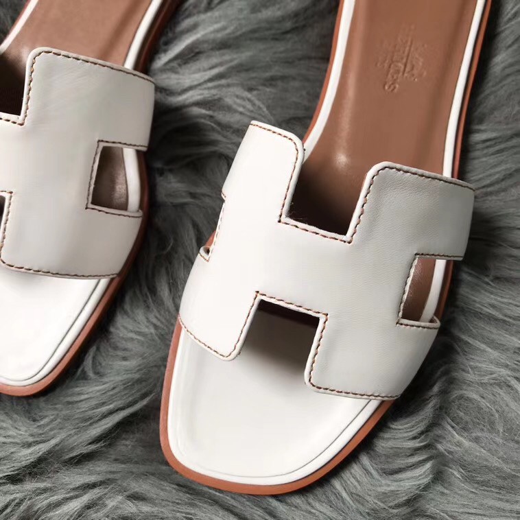 Replica Hermes Oran Slide Sandals In White Swift Calfskin