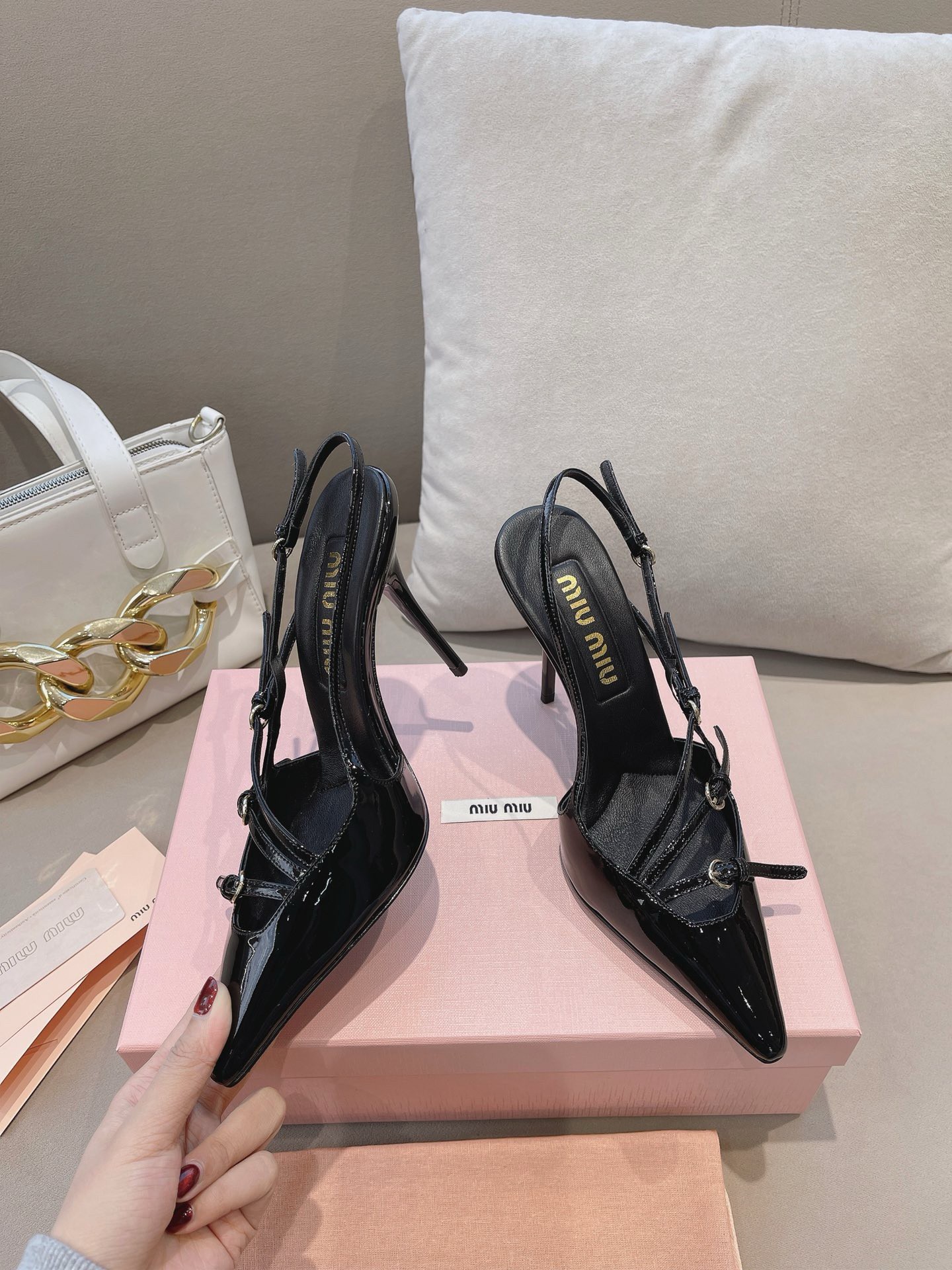 miu miu patent leather slingback pumps