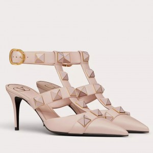 Valentino Roman Enameled Stud Pumps In Powder Calfskin