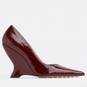 Bottega Veneta Punta Pumps in Red Crocodile Embossed Calfskin