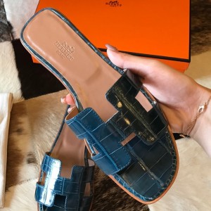 Hermes Oran Slide Sandals In Blue Shiny Niloticus Crocodile Skin