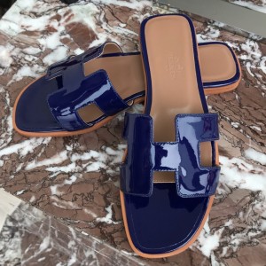 Hermes Oran Slide Sandals In Blue Patent Calfskin