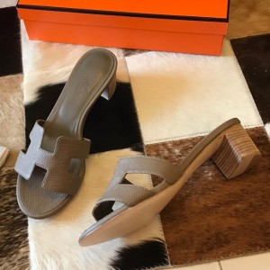 Hermes Oasis Slide Sandals 50mm In Taupe Epsom Calfskin