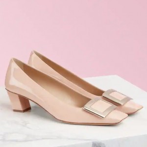 Roger Vivier Belle Vivier 45mm Pumps In Nude Patent Leather