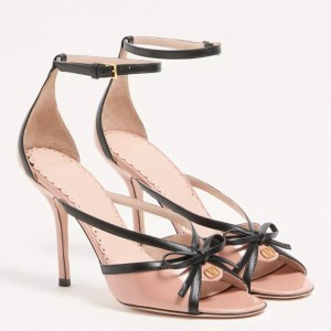 Valentino Garavani Bepointy Sandals 100mm in Nude Patent Leather
