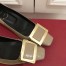 Roger Vivier Belle Vivier 45mm Pumps In Beige Patent Leather